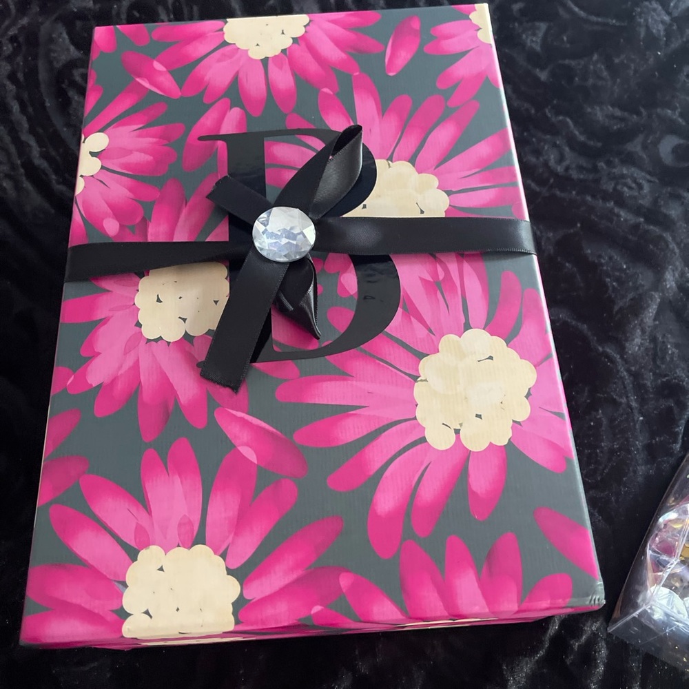 Meet your Posher, Latoya